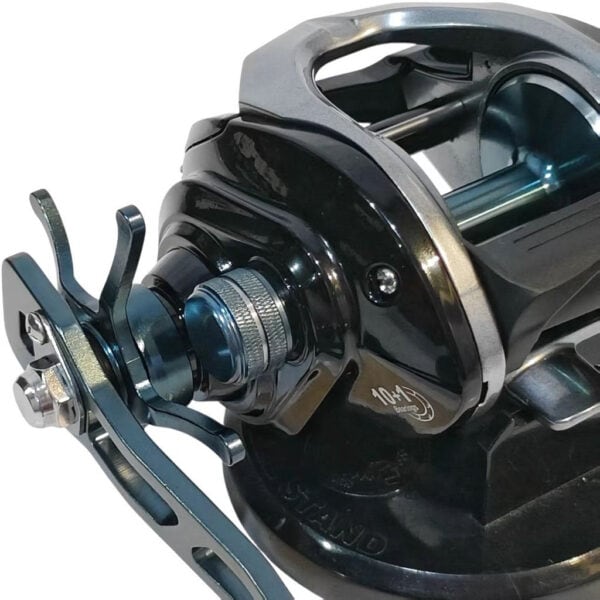 MAGURO JIG COMBAT SWA 401HG Baitcasting Fishing Reel - Image 4