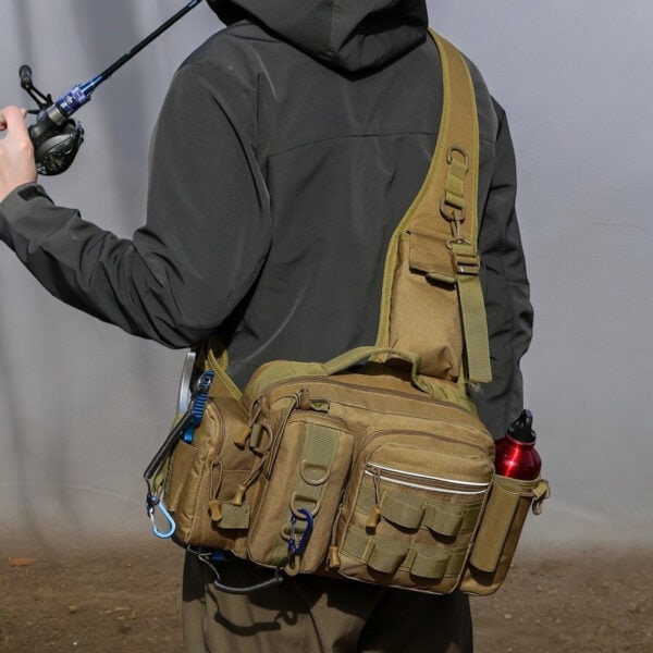 FISHING BAG WATERPROOF OUTDOOR CAMOUFLAGE TACTICAL LURE BEG OUTDOOR SPORTS BAG